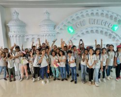 Std III Field Trip 2023-24 to Snow WOrld with 12D experience and McDonald's kitchen visit at R City mall